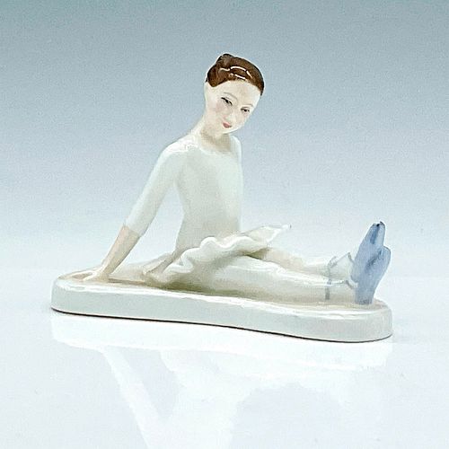 STAGE STRUCK HN3951 - ROYAL DOULTON