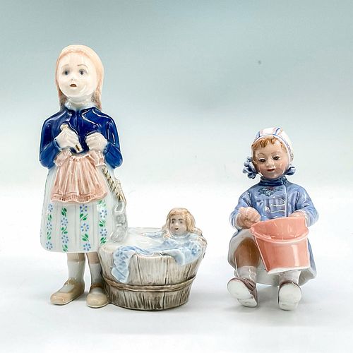 2PC FIGURINES B G WASH DAY AND 38ec7d