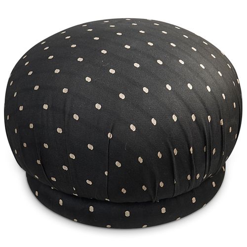 DIRECTIONAL POUF OTTOMANDESCRIPTION: