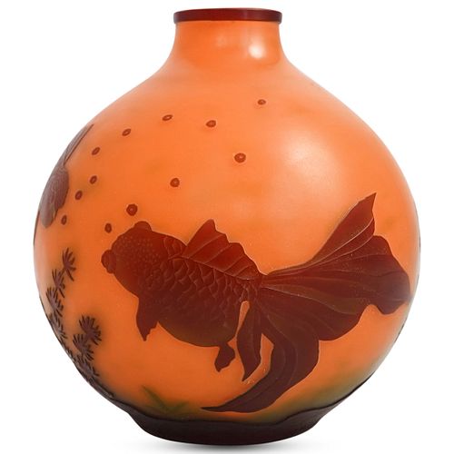 CAMEO GLASS KOI FISH LAMP SHADEDESCRIPTION: