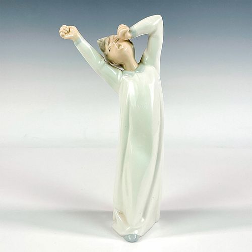 BOY YAWNING 1004870 - LLADRO PORCELAIN