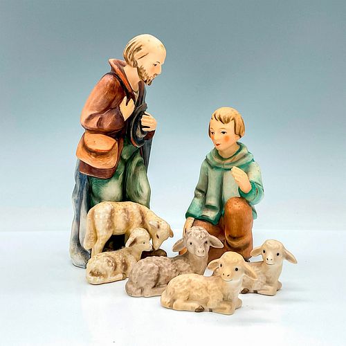 GOEBEL HUMMEL PAIR OF FIGURINES NATIVITY