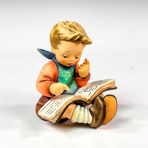 GOEBEL HUMMEL PORCELAIN FIGURINE, THOUGHTFUL