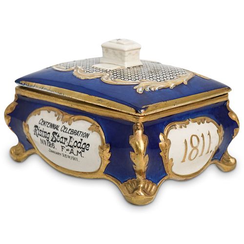 MASONIC PORCELAIN BOXDESCRIPTION: