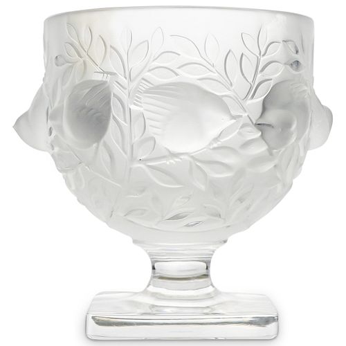 LALIQUE CRYSTAL "ELIZABETH" VASEDESCRIPTION: