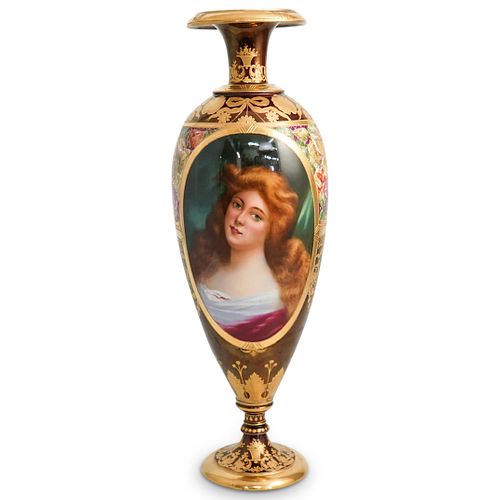 ROYAL VIENNA PORCELAIN VASEDESCRIPTION: