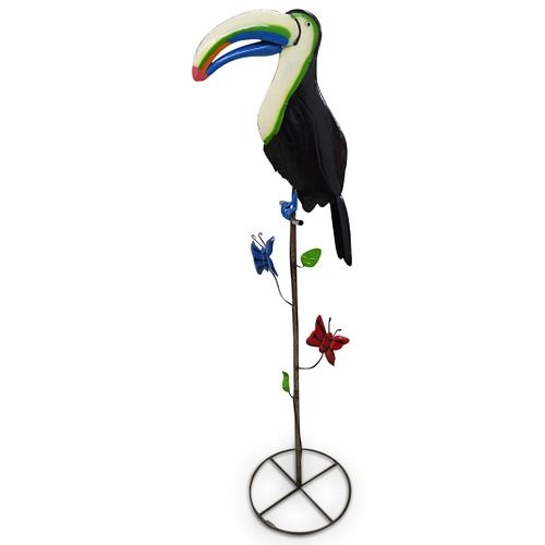 METAL FOLK ART TOUCAN SCULPTUREDESCRIPTION  38f794