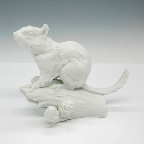 KAISER BISQUE PORCELAIN FIGURINE, SQUIRRELPure