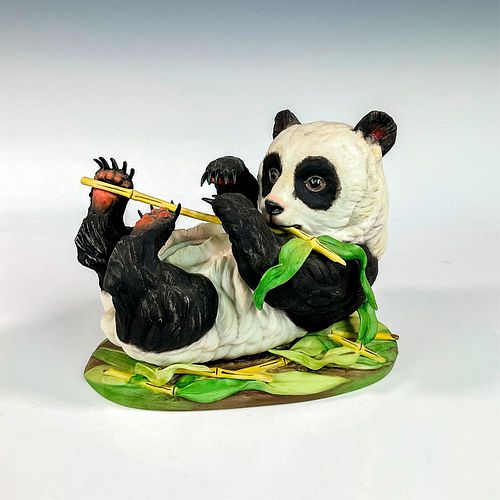 BOEHM PORCELAIN FIGURINE, GIANT PANDA