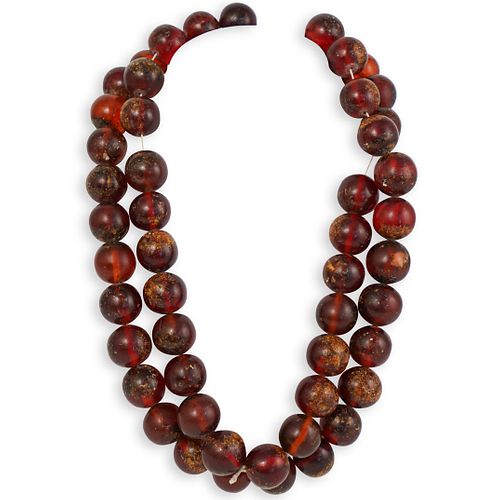 CHINESE AMBER BEADED NECKLACEDESCRIPTION  39227e