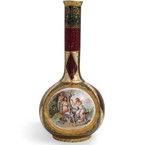 ROYAL VIENNA PORCELAIN VASEDESCRIPTION: