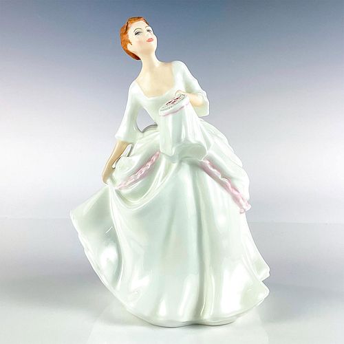 CAROL HN2961 - ROYAL DOULTON FIGURINEArtist: