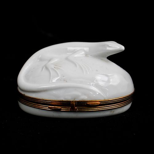 CHAMART LIMOGES PORCELAIN PILL 39250e