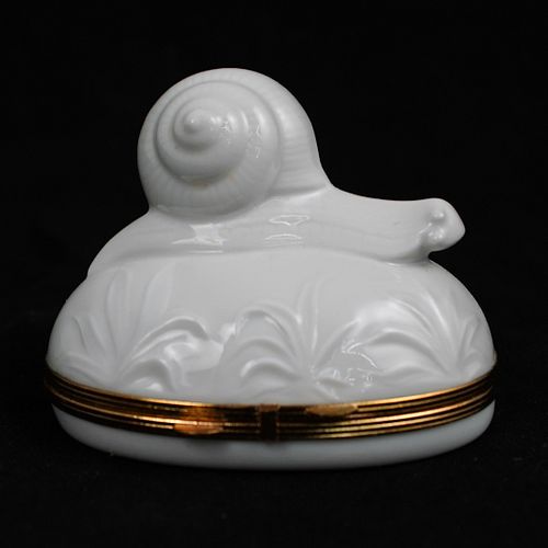 CHAMART LIMOGES PORCELAIN TRINKET 392510