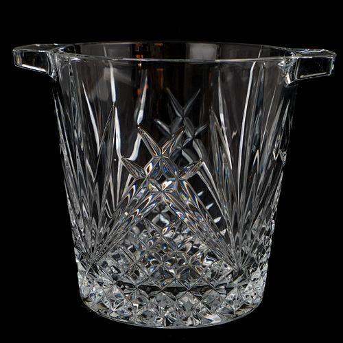 WATERFORD STYLE CRYSTAL ICE BUCKETDESCRIPTION:A