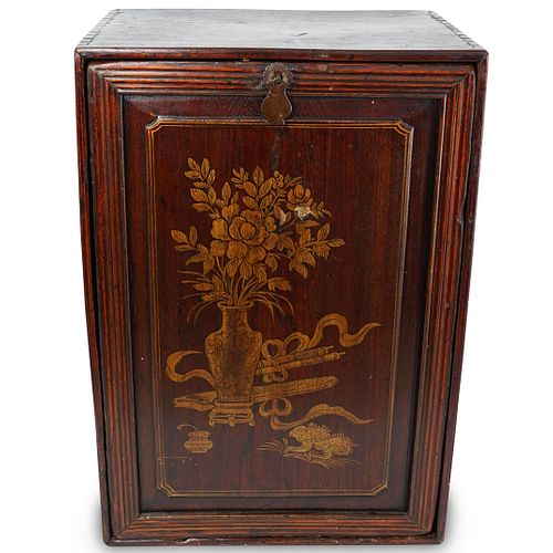 ANTIQUE CHINESE WOOD CABINETDESCRIPTION: