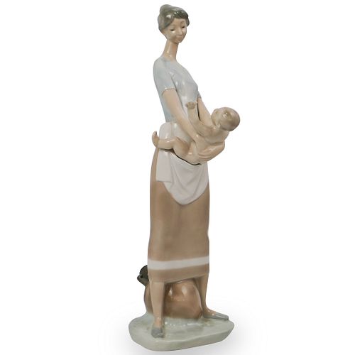 LLADRO MOTHER AND CHILD PORCELAIN 39284b