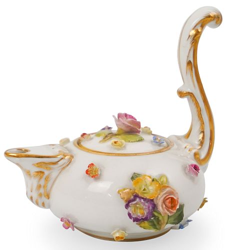 MEISSEN MINIATURE TEAPOTDESCRIPTION: