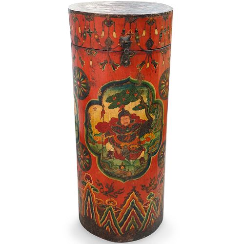 TALL CHINESE PAINTED WOOD BOXDESCRIPTION: