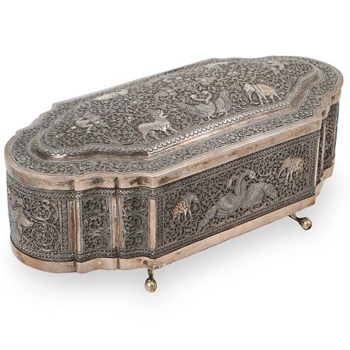 INDIAN STERLING SILVER FOOTED BOXDESCRIPTION:An