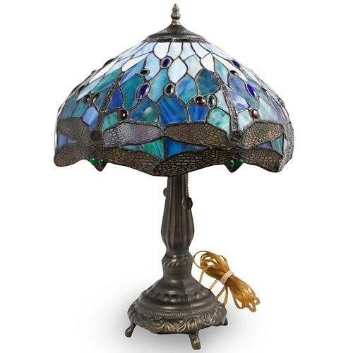 TIFFANY STYLE STAINED GLASS LAMPDESCRIPTION: