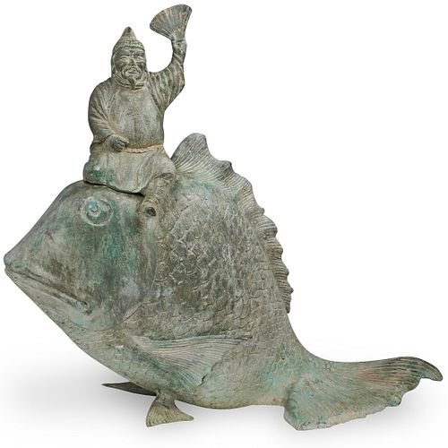 CHINESE BRONZE FISH SCULPTUREDESCRIPTION:A