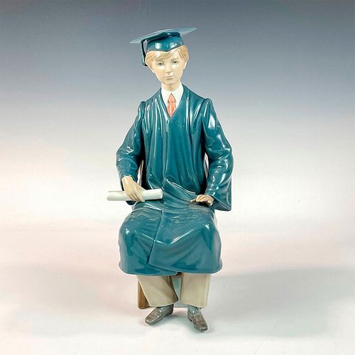 BOY GRADUATE 1005198 - LLADRO PORCELAIN