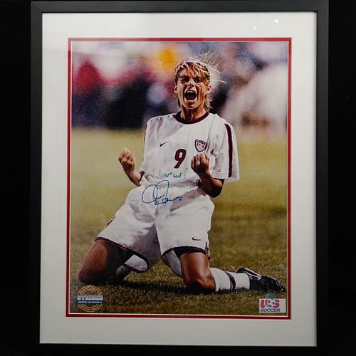 MIA HAMM AUTOGRAPHED SPORTS MEMORABILIADESCRIPTION  392b1d