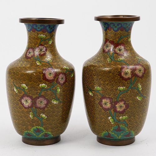 PAIR OF CHINESE CLOISONNE VASESDESCRIPTION  392caf