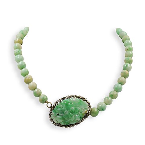 CHINESE JADE AND STERLING BEADED NECKLACEDESCRIPTION: