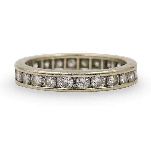 18K GOLD AND DIAMOND WEDDING BANDDESCRIPTION: