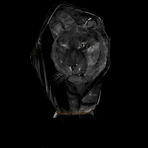 MODERN ART GLASS LION RELIEF SCULPTUREDESCRIPTION: