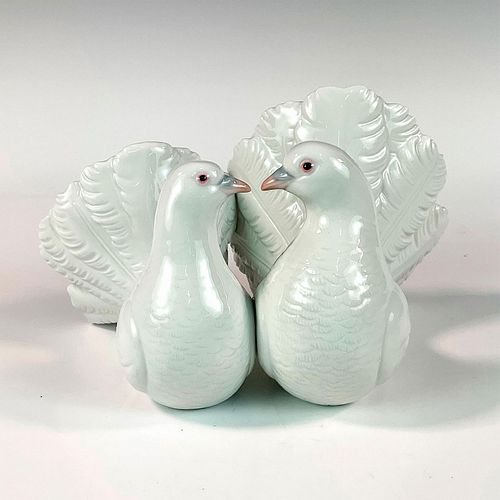 COUPLE OF DOVES 1001169 LLADRO 39324a