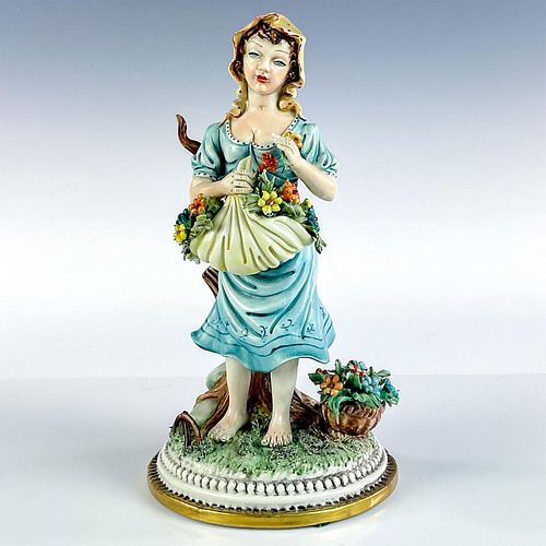 CAPODIMONTE MILANI FIGURINE MAIDEN 39327c