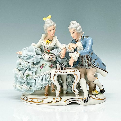 SANDIZELL DRESDEN FIGURE, COUPLE PLAYING