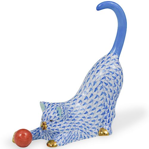 HEREND PORCELAIN FISHNET CAT WITH BALLDESCRIPTION: