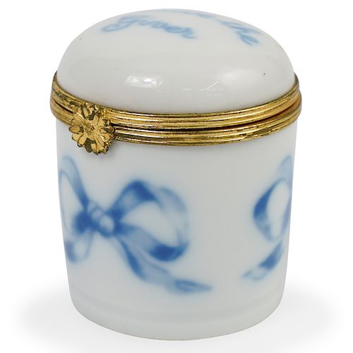 LIMOGES PORCELAIN LOVE THE GIVER  39350c