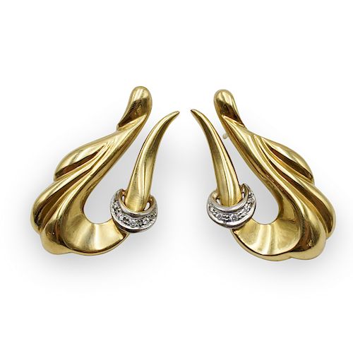 18K GOLD AND DIAMOND EARRINGSDESCRIPTION: