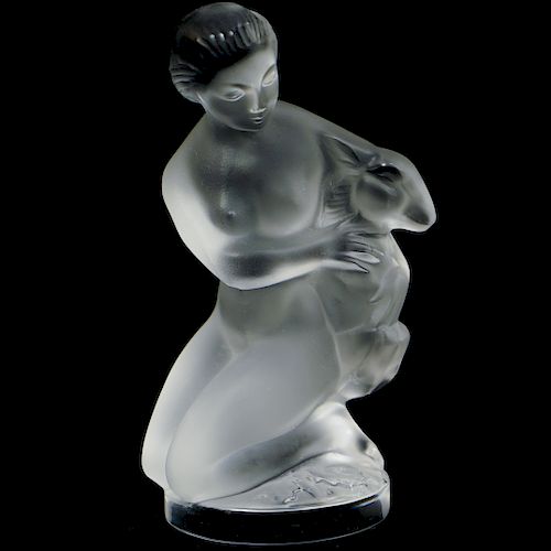 LALIQUE CRYSTAL "DIANE" PAPERWEIGHTDESCRIPTION: