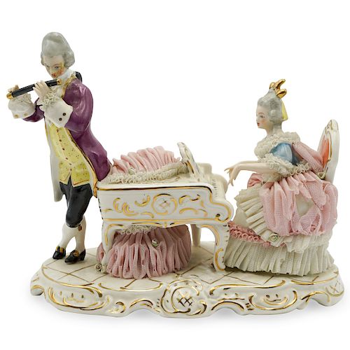 DRESDEN PORCELAIN FIGURAL GROUPDESCRIPTION  39369f