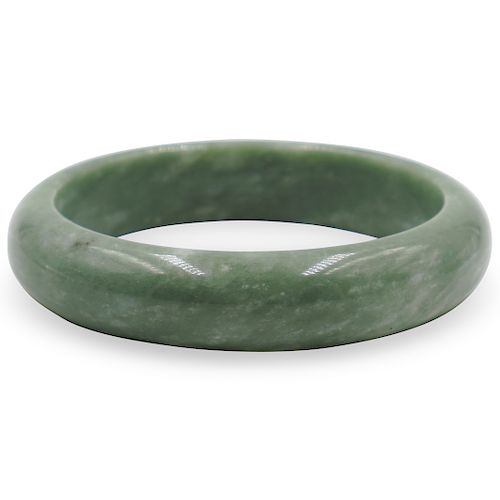 GREEN JADE BANGLE BRACELETDESCRIPTION  393817