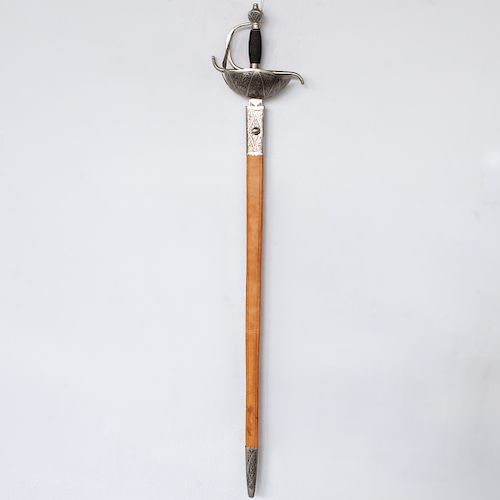 DECORATIVE TOLEDO FENCING SWORDDESCRIPTION: