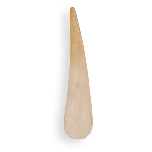 SPERM WHALE CARVED BONE SHOE HORNDESCRIPTION: