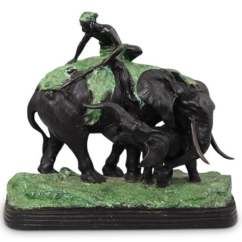 BRONZE FIGURAL ELEPHANT STATUEDESCRIPTION: