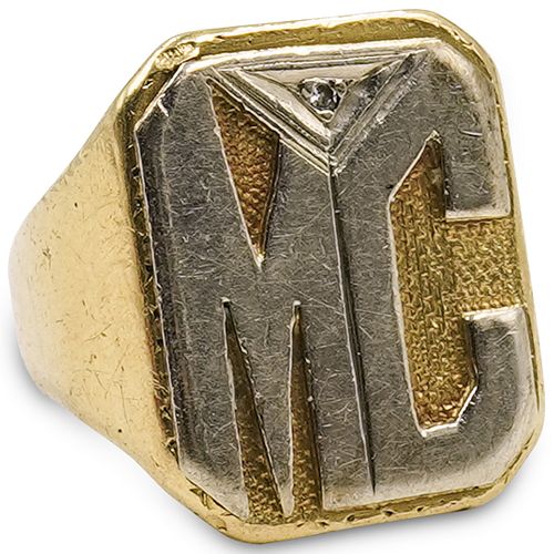 18K GOLD "MC" INITIALED RINGDESCRIPTION: