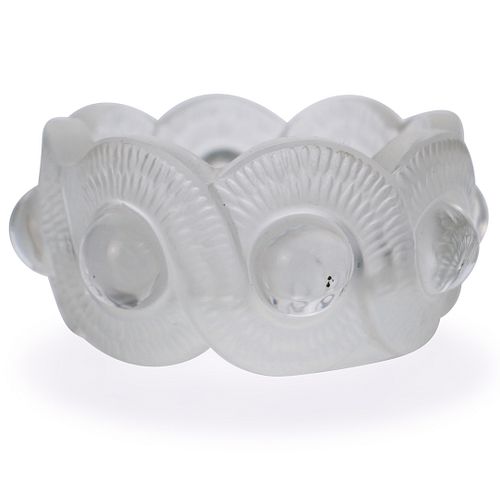 LALIQUE CRYSTAL GAO ASHTRAYDESCRIPTION: