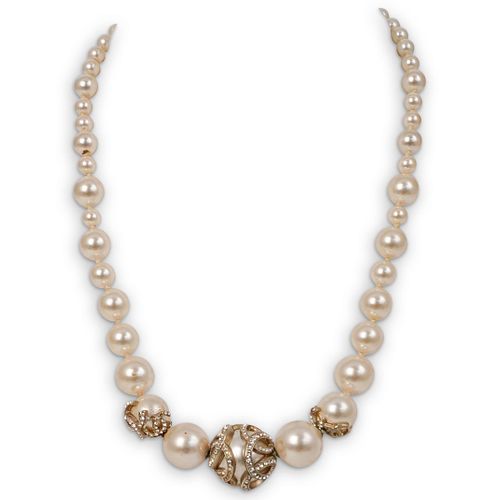 CHANEL COSTUME BEADED PEARL NECKLACEDESCRIPTION  391490