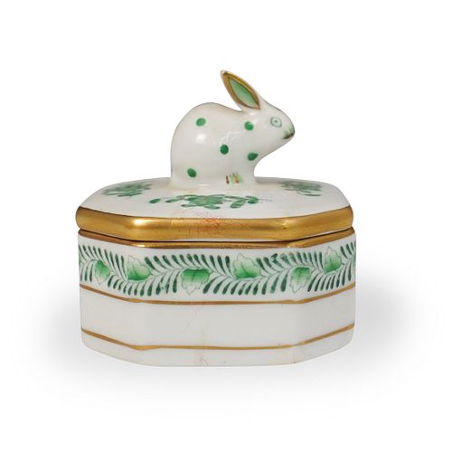 HEREND PORCELAIN TRINKET BOXDESCRIPTION  39163b