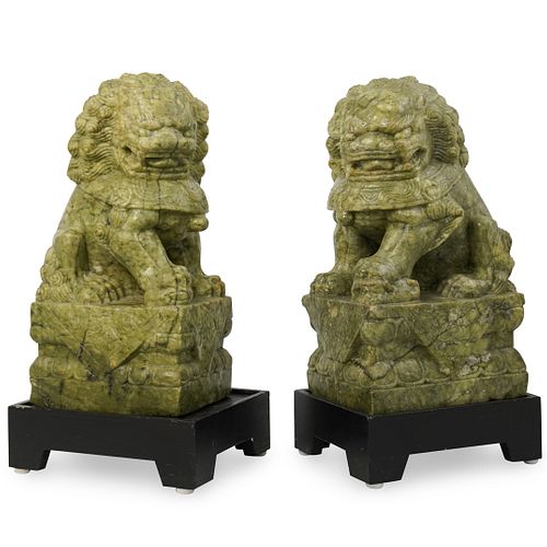 PAIR OF JADEITE FOO DOGSDESCRIPTION  391855