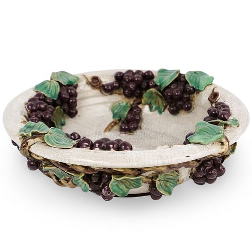 CONTINENTAL CERAMIC GRAPE BOWLDESCRIPTION: